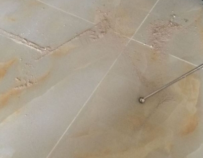 尼玛瓷砖空鼓维修公司分享粘合剂选择不当在瓷砖铺贴过程中可能导致以下问题